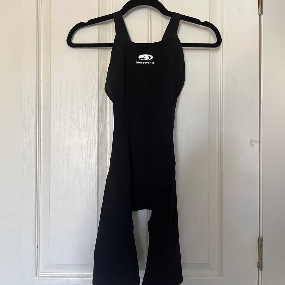 tech suit blue seventy size 24